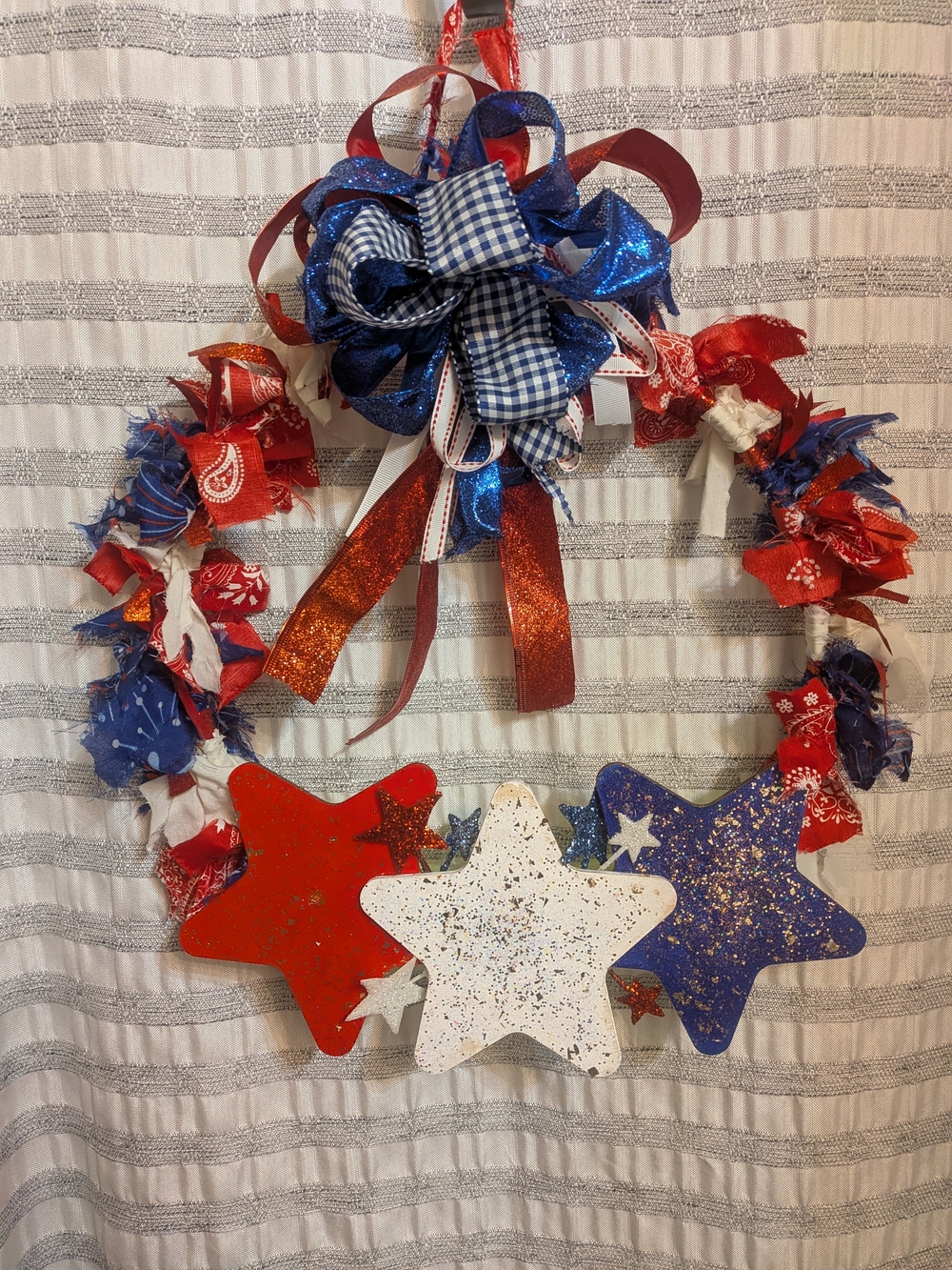 Patriotic Red White and Blue Star Holiday Wreath - Rustic Americana